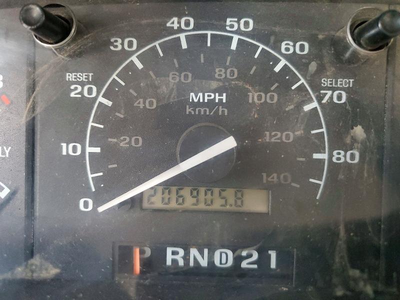 Photo 9 from auction – 1997 FORD F350 with VIN 1FTJW35F2VEB01052