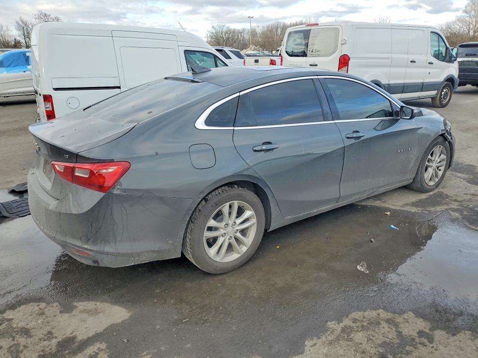 Photo 3 from auction – 2016 CHEVROLET MALIBU with VIN 1G1ZE5ST6GF323711