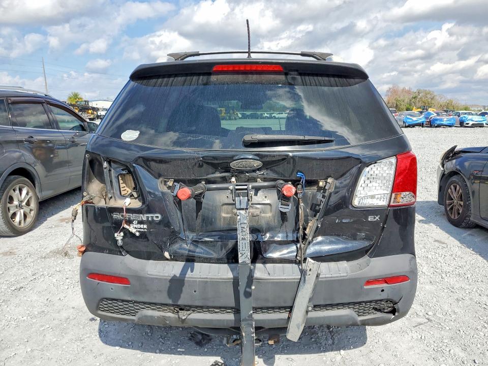 Photo 6 from auction – 2012 KIA SORENTO with VIN 5XYKU3A64CG302214