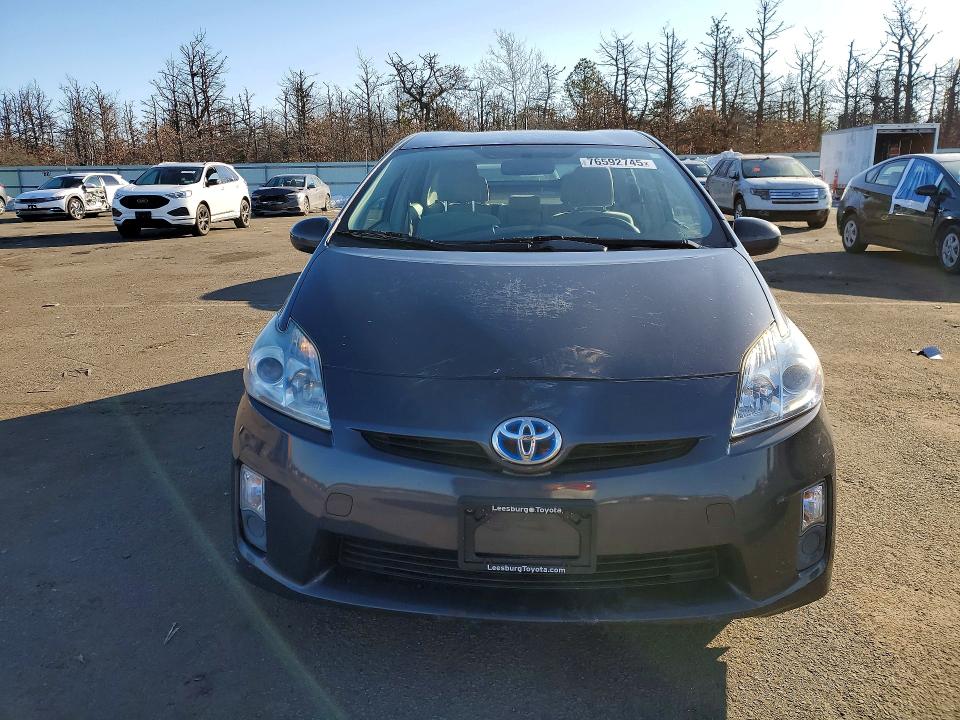 Zdjęcie 5 z aukcji – 2011 TOYOTA PRIUS z VIN JTDKN3DU5B1413246