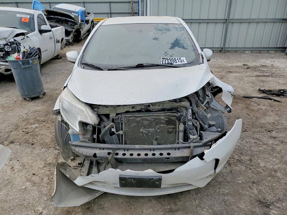 Photo 5 from auction – 2016 NISS VERSA NOTE with VIN 3N1CE2CP5GL398910