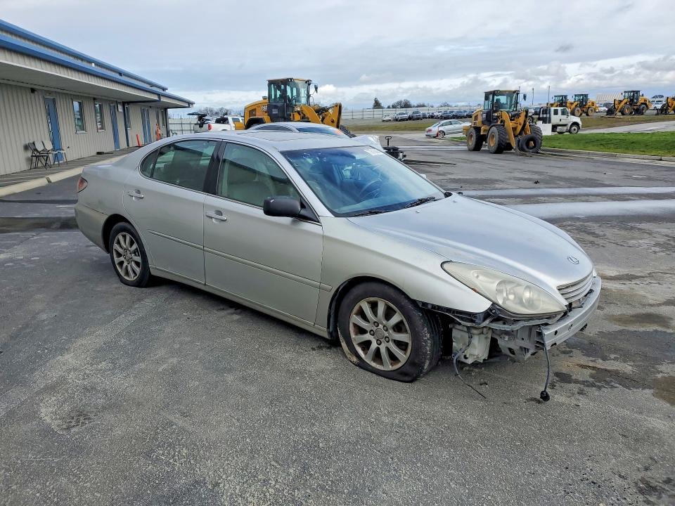 Photo 4 from auction – 2003 LEXUS ES with VIN JTHBF30GX30117285