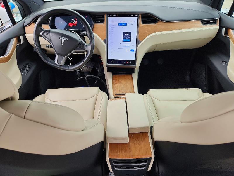 Photo 8 from auction – 2019 TESLA MODEL X with VIN 5YJXCDE24KF189893