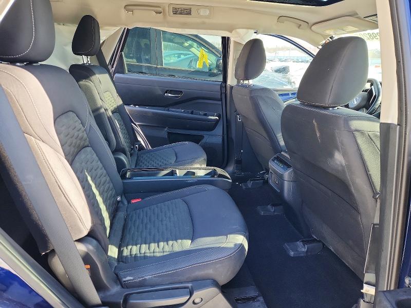 Photo 10 from auction – 2022 NISSAN PATHFINDER with VIN 5N1DR3BDXNC212432