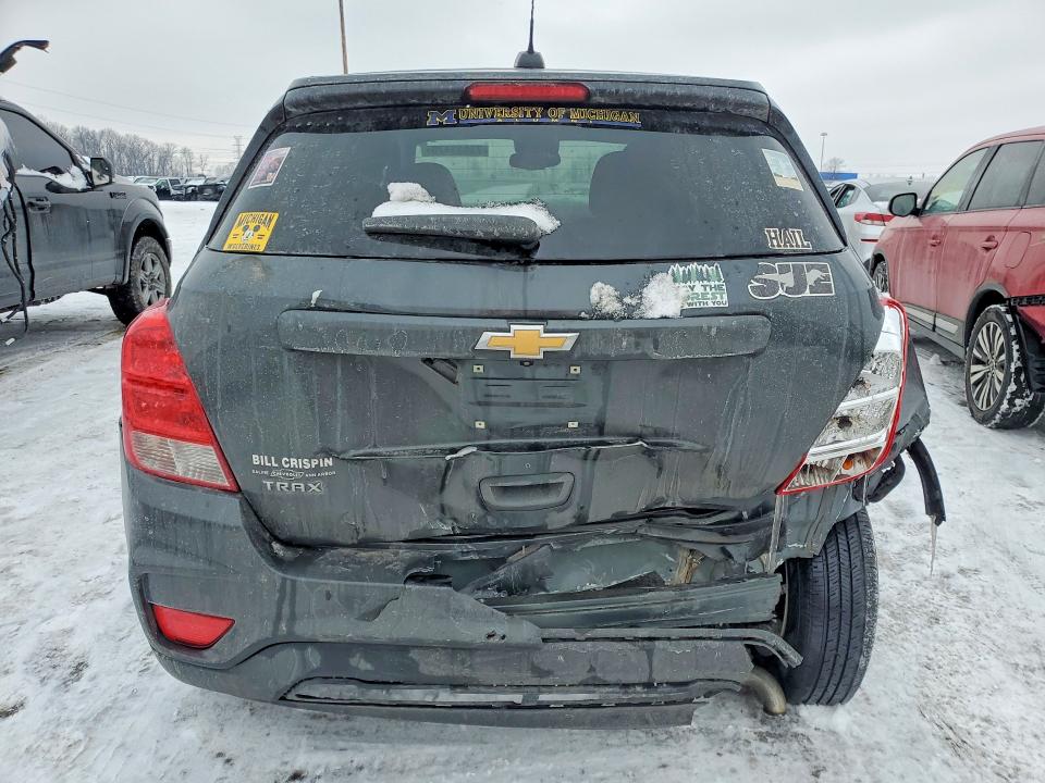Photo 6 from auction – 2020 CHEVROLET TRAX with VIN 3GNCJKSB2LL190399