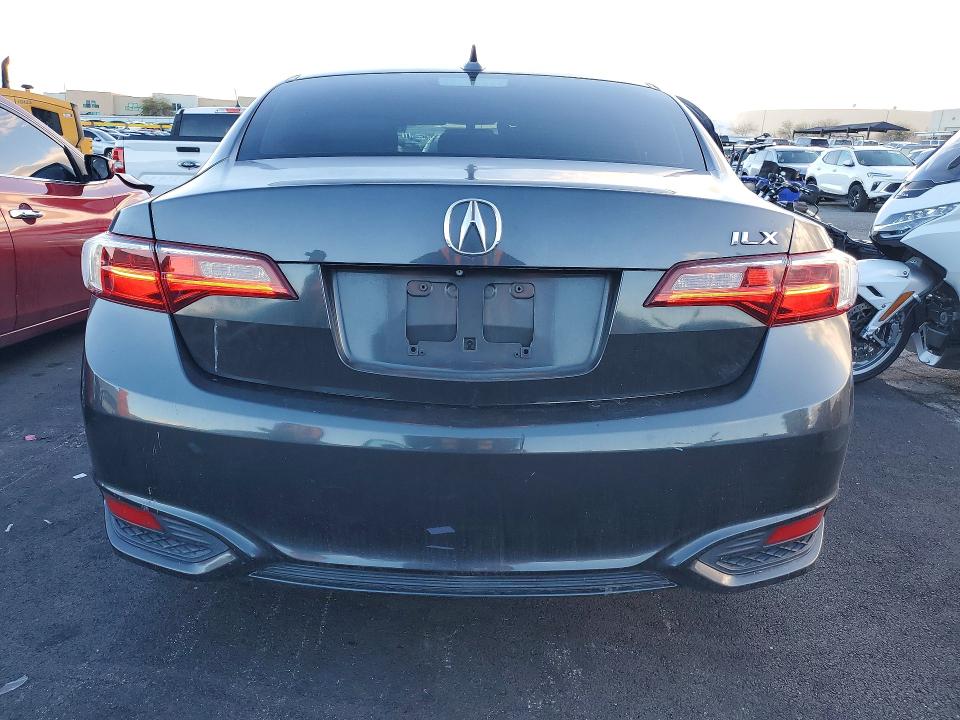 Photo 6 from auction – 2016 ACURA ILX with VIN 19UDE2F70GA011024