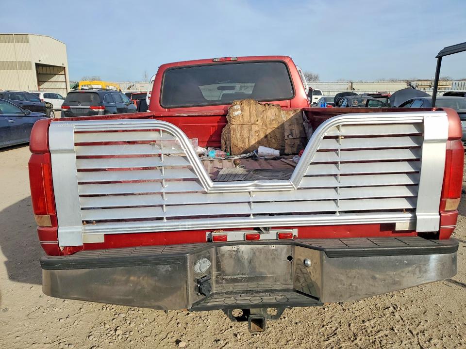 Photo 6 from auction – 1997 FORD F350 with VIN 1FTJW35F2VEB01052