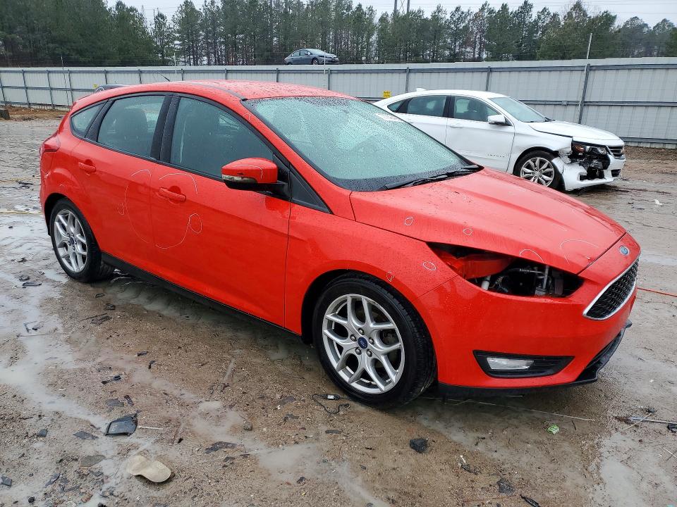 Photo 4 from auction – 2015 FORD FOCUS with VIN 1FADP3K21FL302679