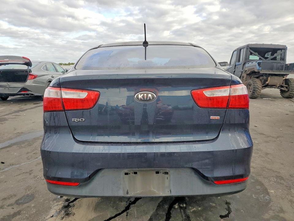 Photo 6 from auction – 2016 KIA RIO LX with VIN KNADM4A35G6642496