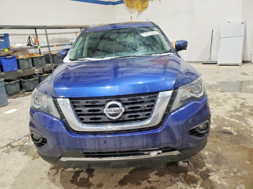 Photo 5 from auction – 2017 NISSAN PATHFINDER with VIN 5N1DR2MM1HC632091