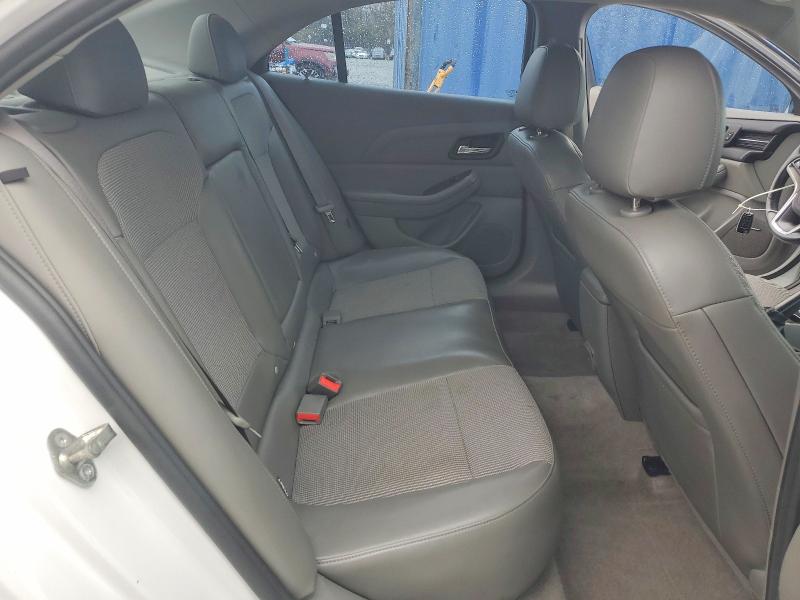 Photo 10 from auction – 2015 CHEVROLET MALIBU with VIN 1G11D5SL6FU120229