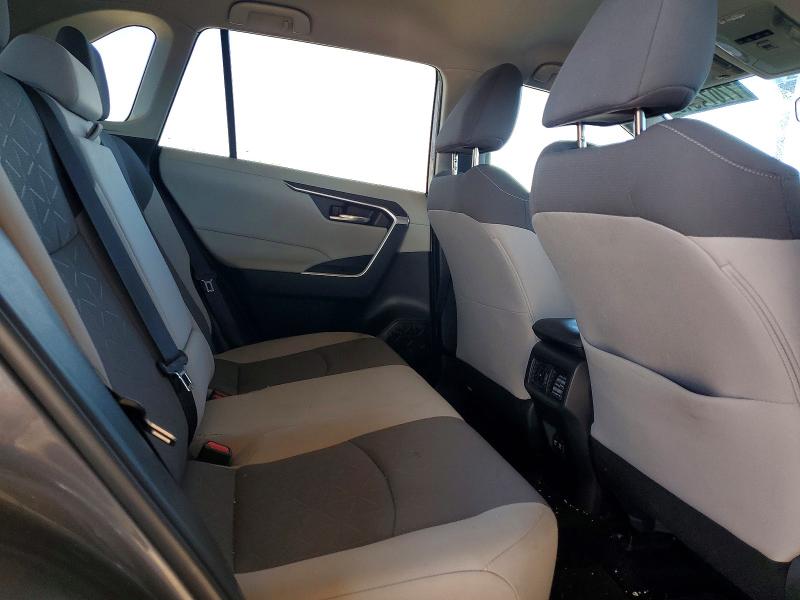Photo 10 from auction – 2020 TOYOTA RAV4 with VIN 2T3W1RFVXLW064609