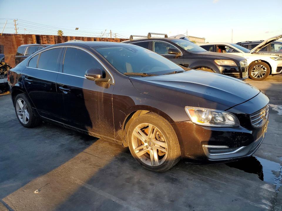 Photo 4 from auction – 2014 VOLVO S60 with VIN YV1612FS3E2294477