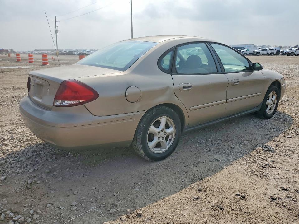 Photo 3 from auction – 2004 FORD TAURUS with VIN 1FAFP55U22G279319