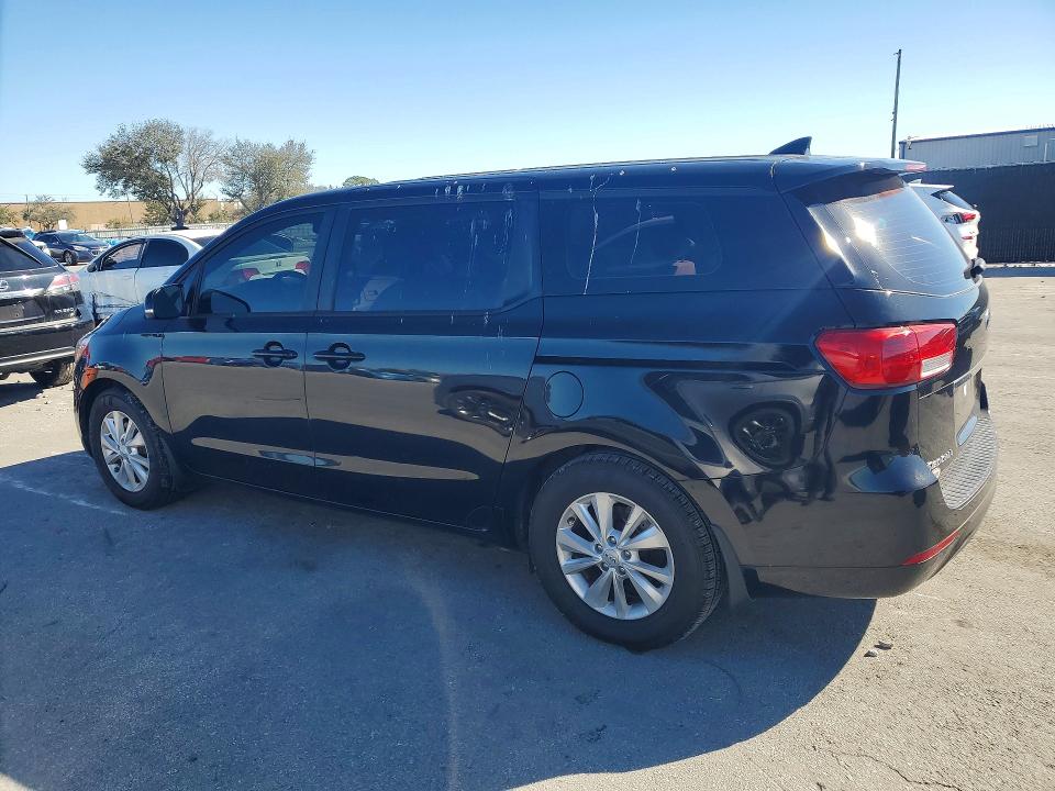 Photo 2 from auction – 2016 KIA SEDONA L with VIN KNDMA5C10G6174531