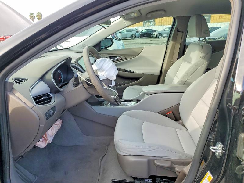 Photo 7 from auction – 2020 CHEVROLET MALIBU with VIN 1G1ZB5ST4LF151679