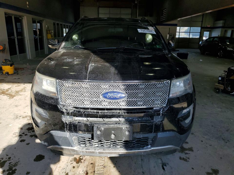 Photo 5 from auction – 2017 FORD EXPLORER with VIN 1FM5K8D87HGD01149