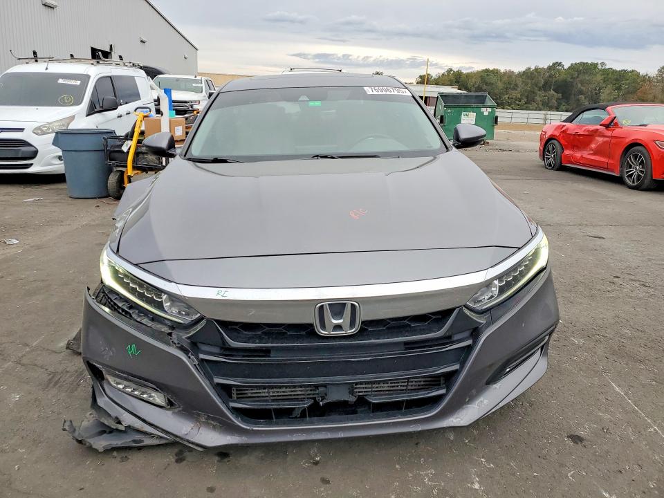 Photo 5 from auction – 2018 HONDA ACCORD with VIN 1HGCV2F56JA019128