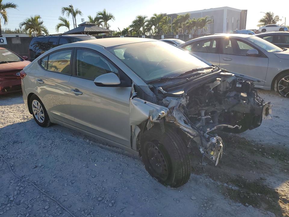 Photo 4 from auction – 2017 HYUNDAI ELANTRA with VIN 5NPD74LFXHH064209