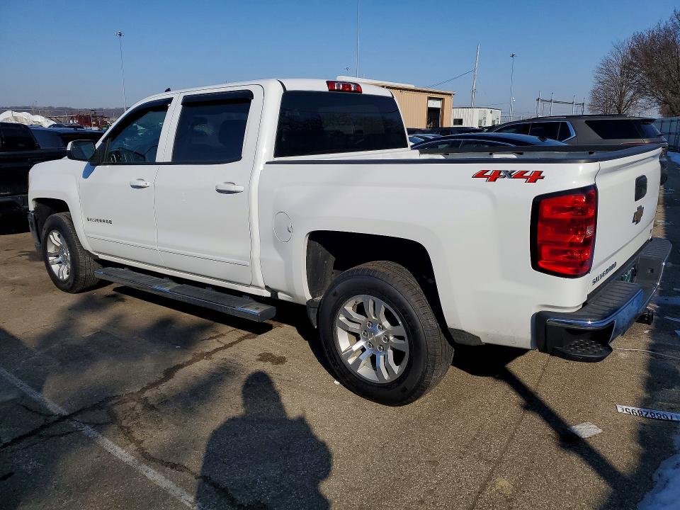 Photo 2 from auction – 2018 CHEVROLET SILVERADO with VIN 3GCUKREC0JG445600