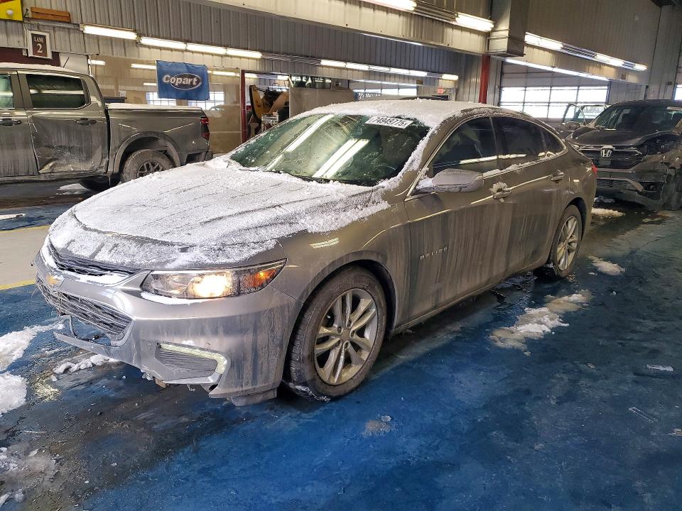 CHEVROLET MALIBU 2018 with VIN 1G1ZD5ST0JF183472 - Photo from auction