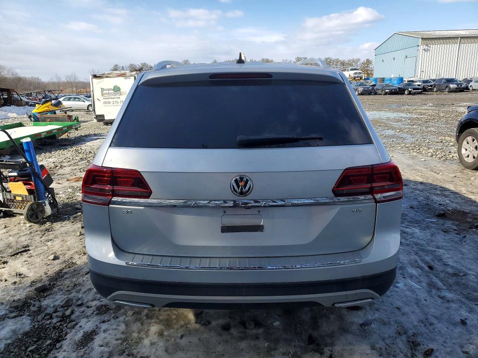 Photo 6 from auction – 2018 VOLKSWAGEN ATLAS with VIN 1V2CR2CA5JC581609