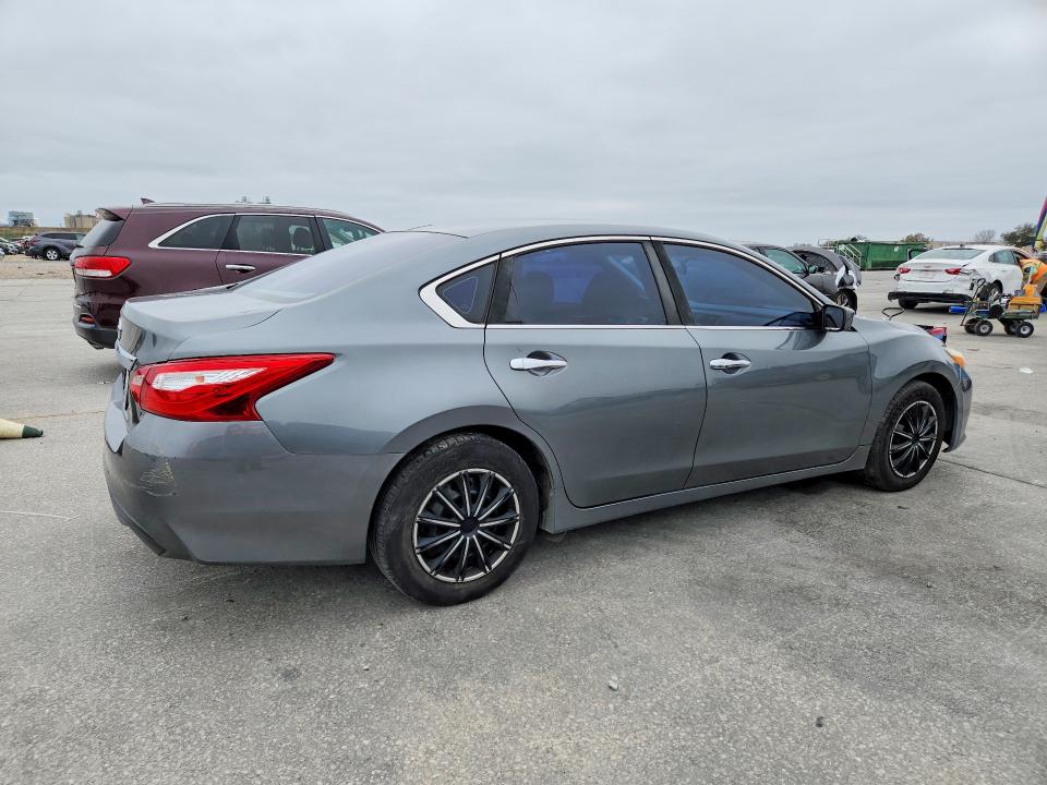 Photo 3 from auction – 2016 NISSAN ALTIMA with VIN 1N4AL3AP7GC236961