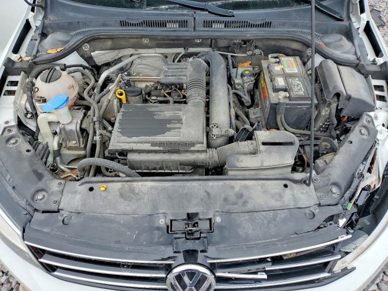 Photo 11 from auction – 2017 VOLKSWAGEN JETTA with VIN 3VW2B7AJ7HM386182