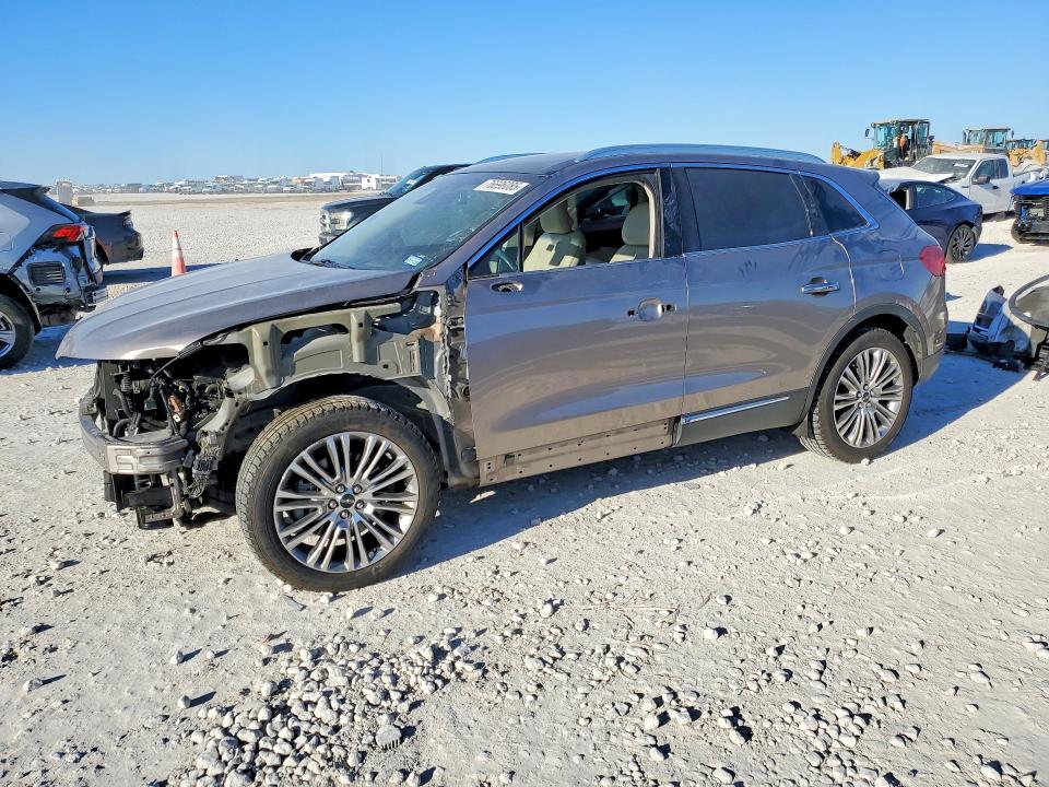 LINCOLN MKX RESERV 2018 with VIN 2LMPJ8LR7JBL31551 - Photo from auction