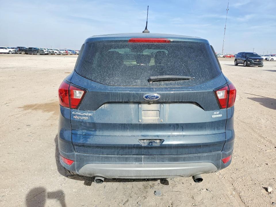 Photo 6 from auction – 2019 FORD ESCAPE with VIN 1FMCU0GD2KUA41022