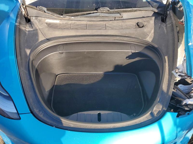 Photo 11 from auction – 2018 TESLA MODEL 3 with VIN 5YJ3E1EA2JF027239
