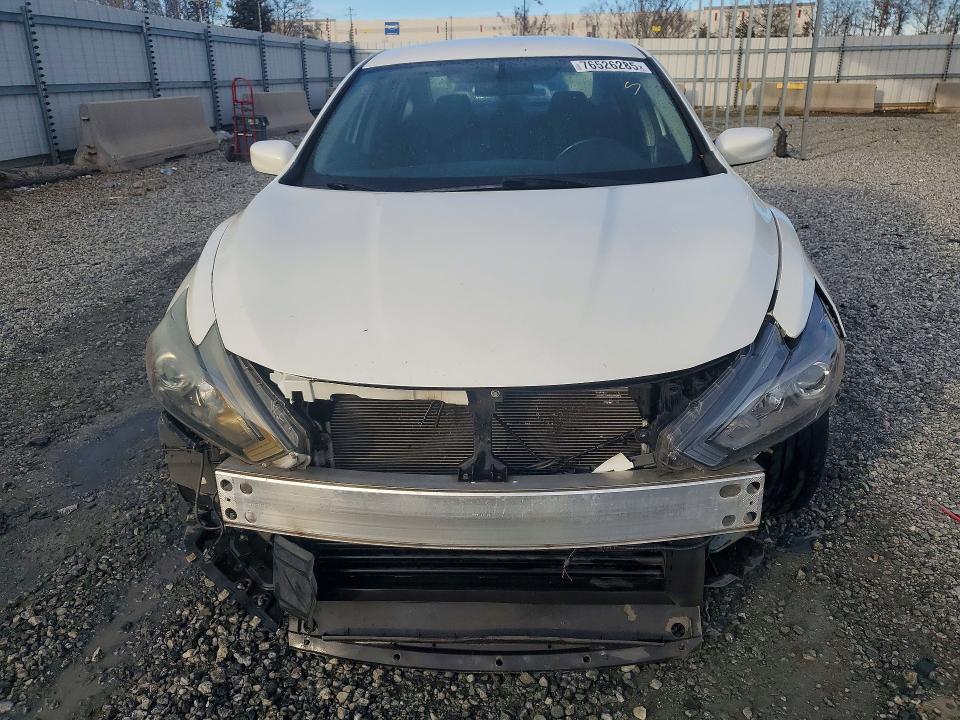 Photo 5 from auction – 2016 NISSAN ALTIMA 2.5 with VIN 1N4AL3AP2GC211935