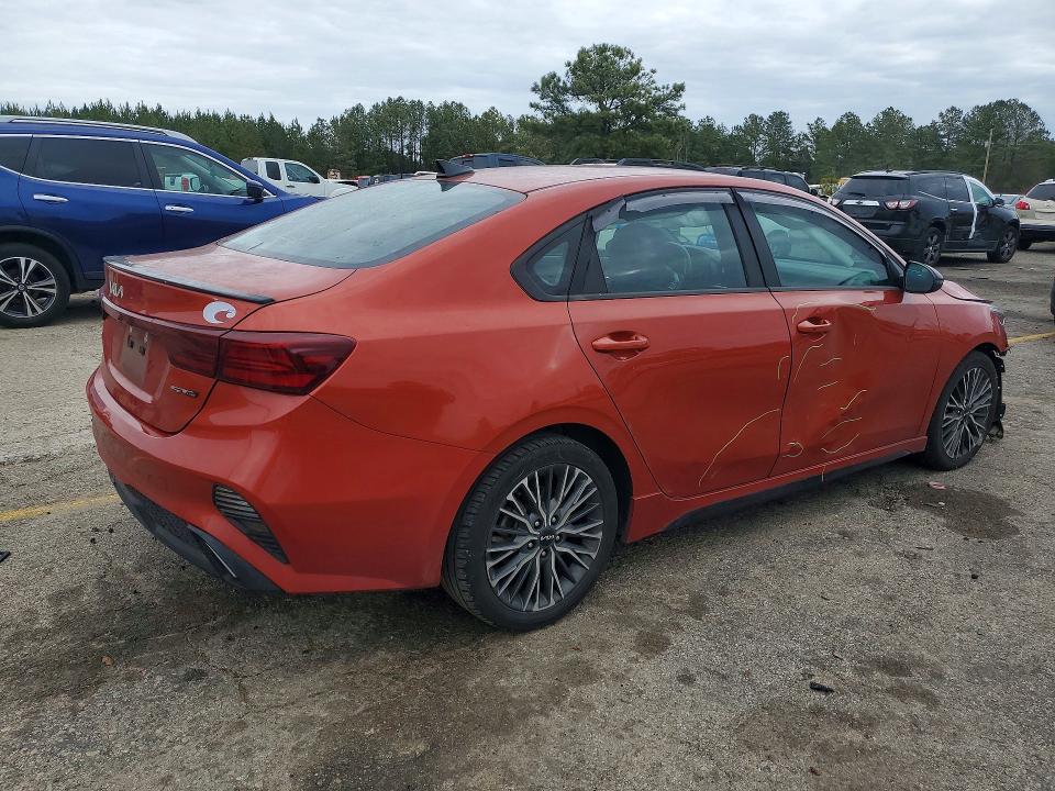 Photo 3 from auction – 2022 KIA FORTE with VIN 3KPF54AD5NE453369
