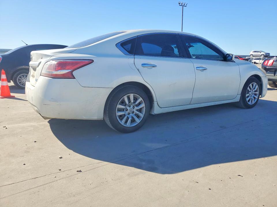 Photo 3 from auction – 2013 NISSAN ALTIMA 2.5 with VIN 1N4AL3AP2DC292608