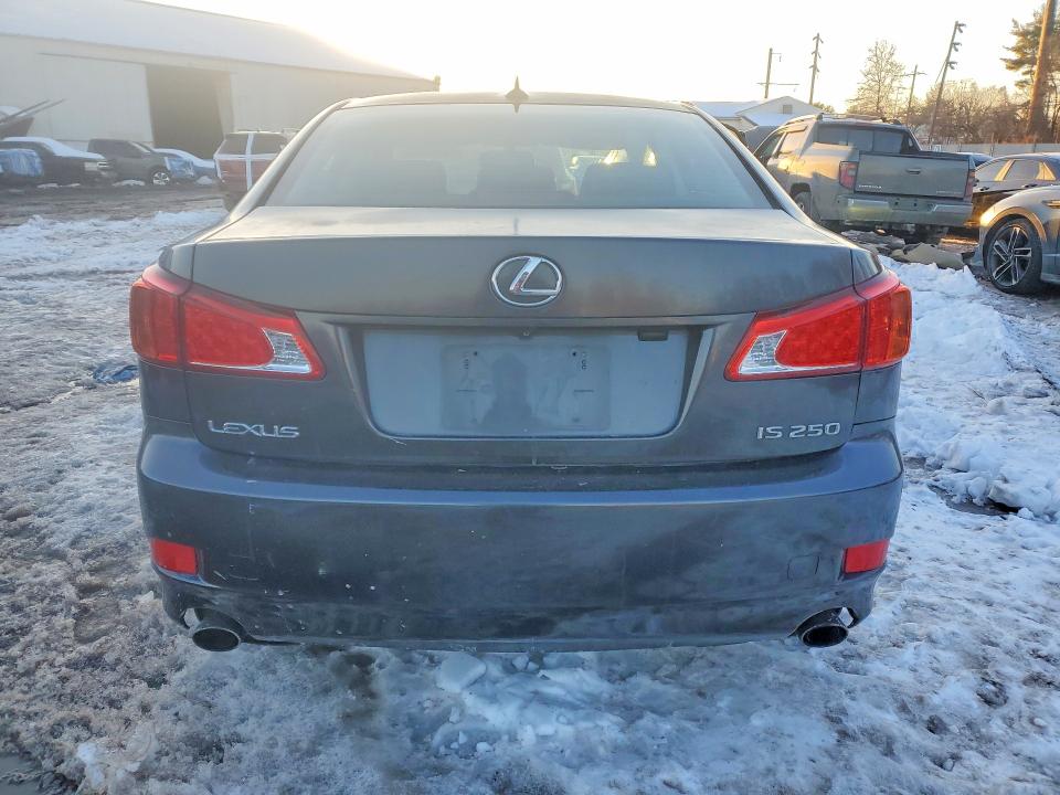 Photo 6 from auction – 2009 LEXUS IS 250 with VIN JTHBK262295090774
