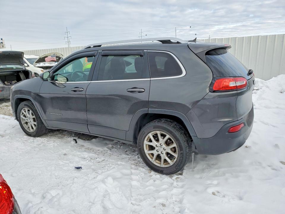 Photo 2 from auction – 2015 JEEP CHEROKEE L with VIN 1C4PJLCB5FW643542
