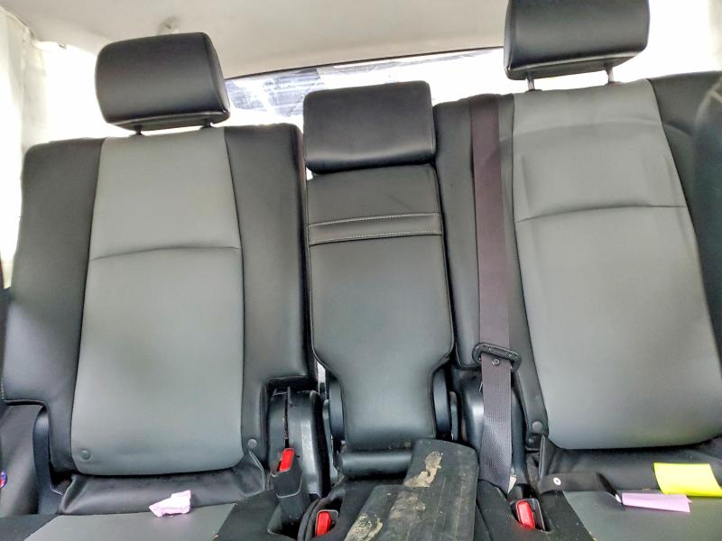 Photo 10 from auction – 2015 TOYOTA 4RUNNER with VIN JTEBU5JR1F5225526