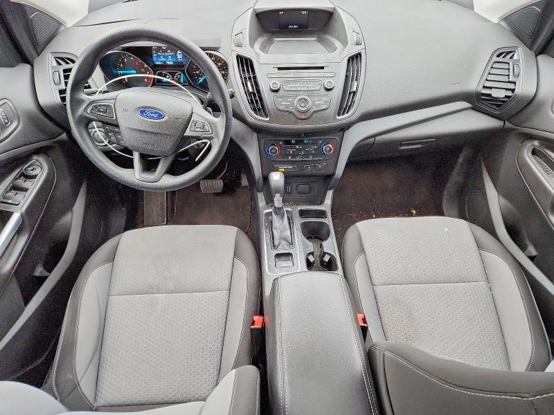 Photo 8 from auction – 2017 FORD ESCAPE with VIN 1FMCU0GD4HUA54797