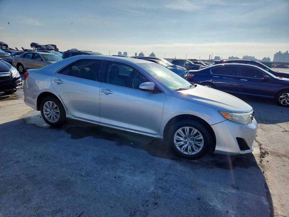 Photo 4 from auction – 2013 TOYOTA CAMRY with VIN 4T4BF1FKXDR284503