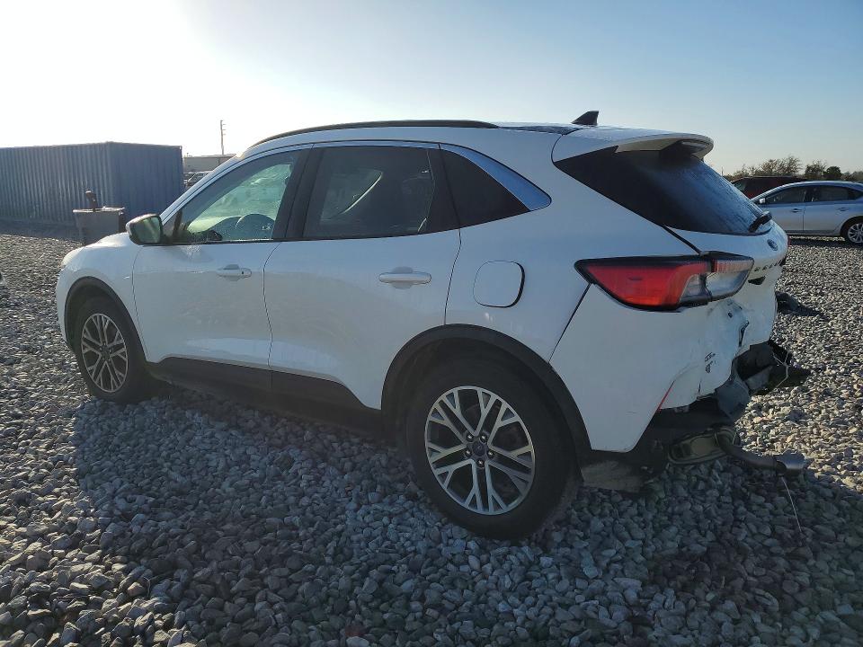 Photo 2 from auction – 2022 FORD ESCAPE with VIN 1FMCU0H62NUA89172