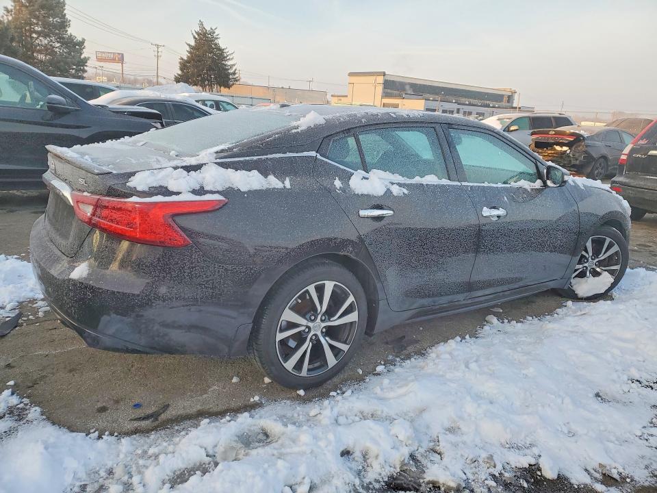 Photo 3 from auction – 2017 NISS MAXIMA with VIN 1N4AA6AP0HC372728