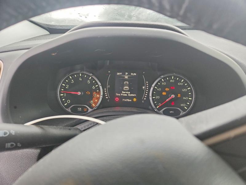 Photo 9 from auction – 2016 JEEP RENEGADE with VIN ZACCJBBT5GPD70717