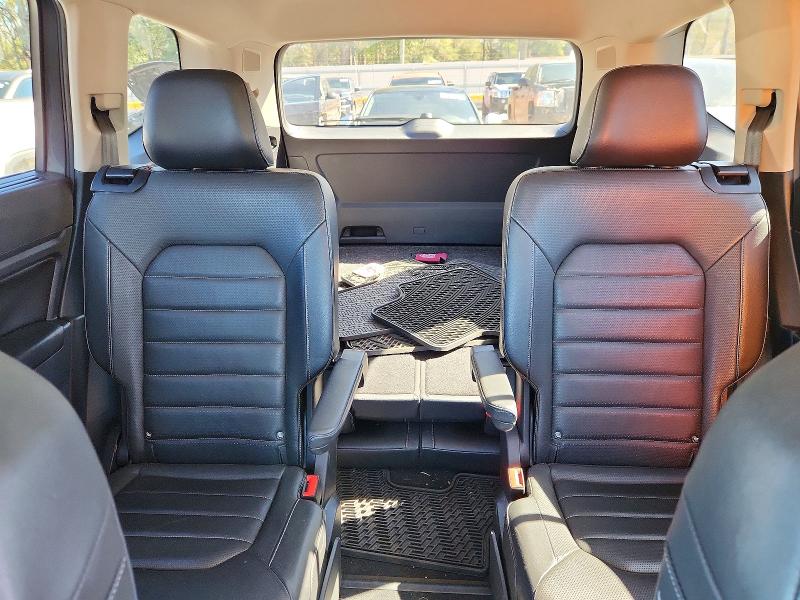 Photo 10 from auction – 2019 VOLKSWAGEN ATLAS SEL with VIN 1V2NR2CA0KC594889