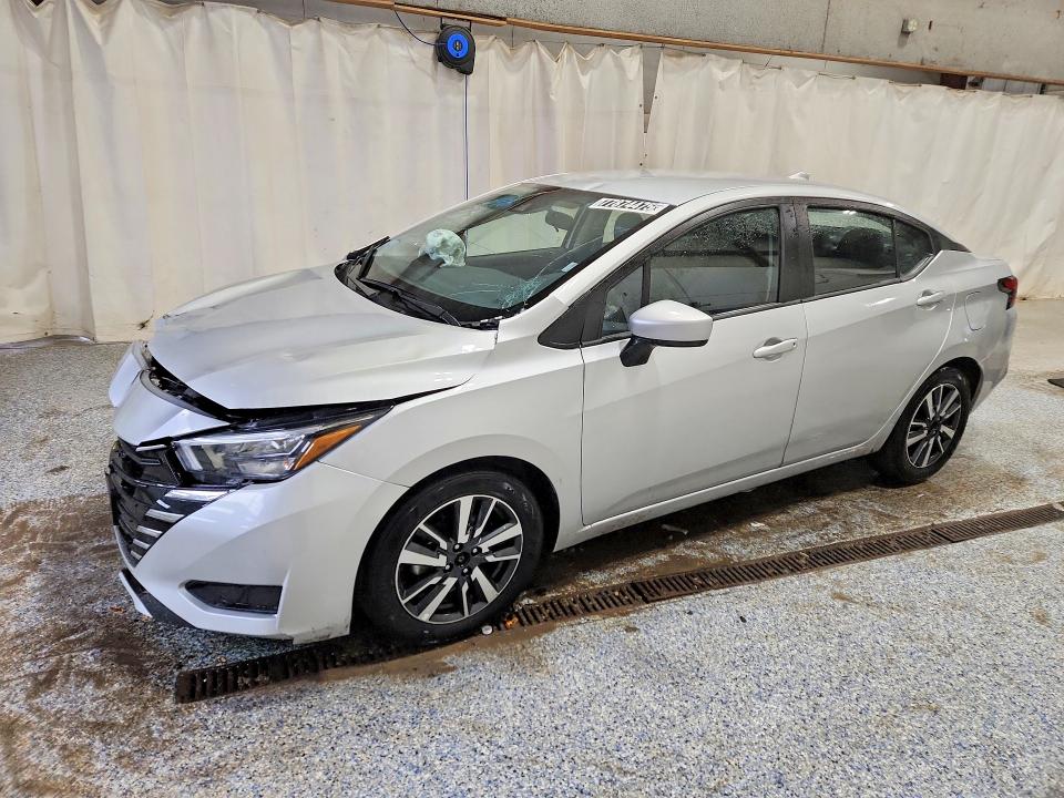 NISSAN VERSA 2025 with VIN 3N1CN8EV3SL853230 - Photo from auction