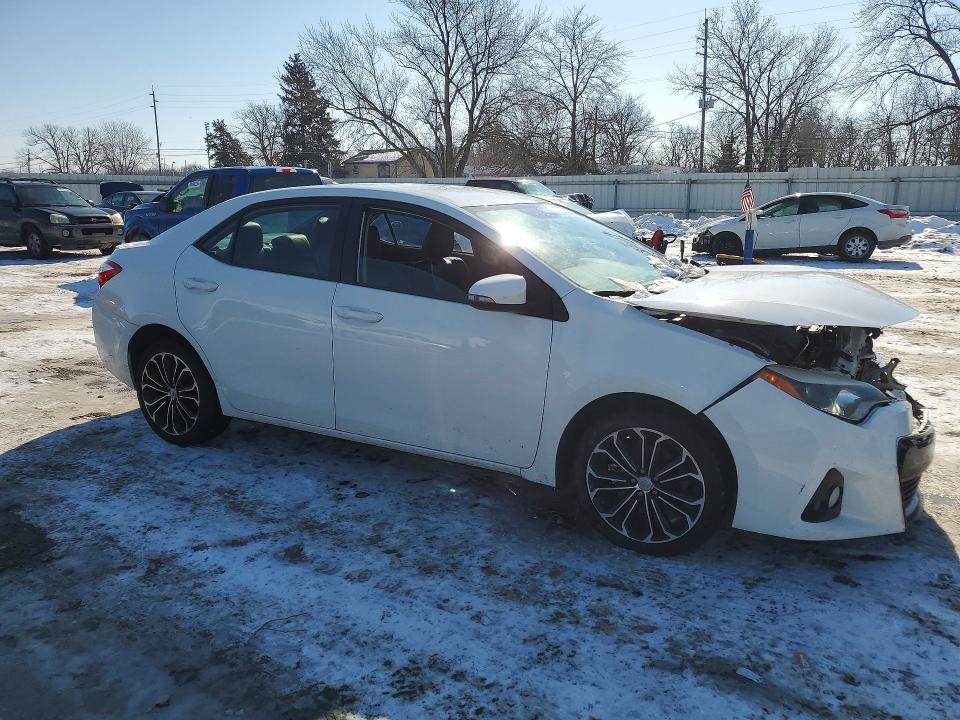 Photo 4 from auction – 2016 TOYOTA COROLLA with VIN 5YFBURHE6GP561174