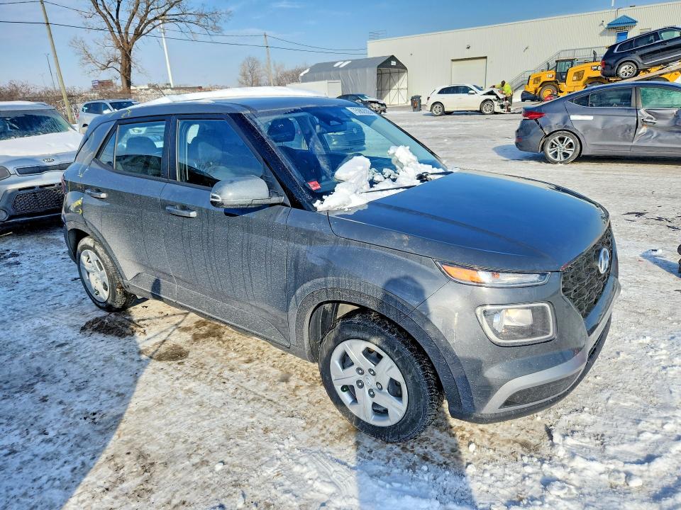 Photo 4 from auction – 2023 HYUNDAI VENUE SE with VIN KMHRB8A36PU252794