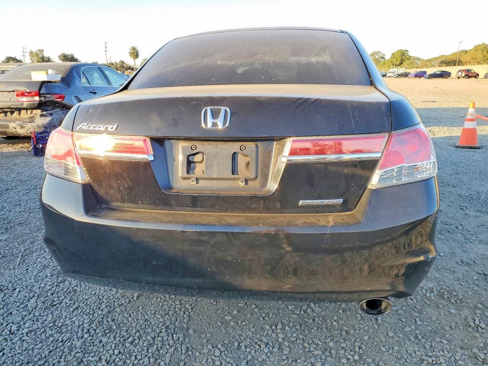 Photo 6 from auction – 2012 HONDA ACCORD SE with VIN 1HGCP2F6XCA243993