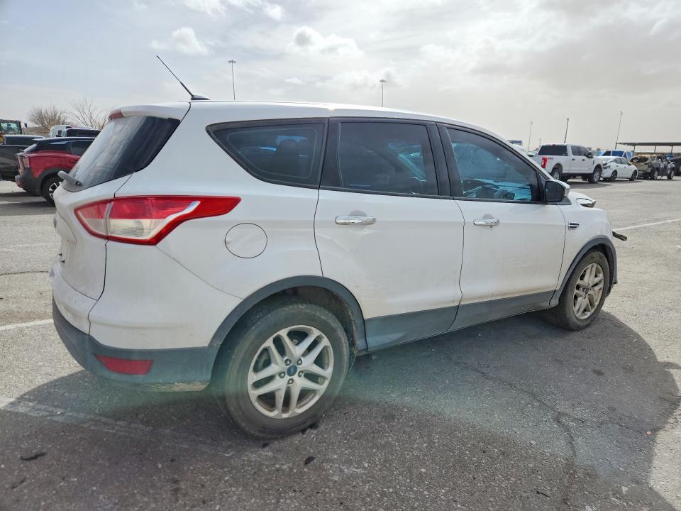 Photo 3 from auction – 2016 FORD ESCAPE with VIN 1FMCU0F76GUB98538