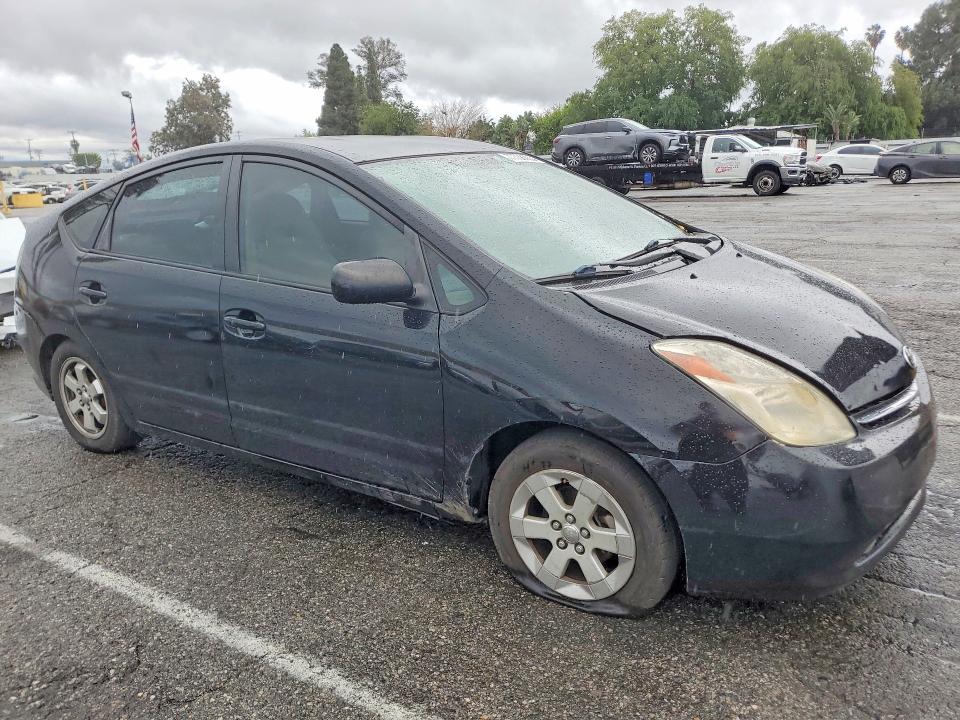 Photo 4 from auction – 2005 TOYOTA PRIUS with VIN JTDKB20U253053189
