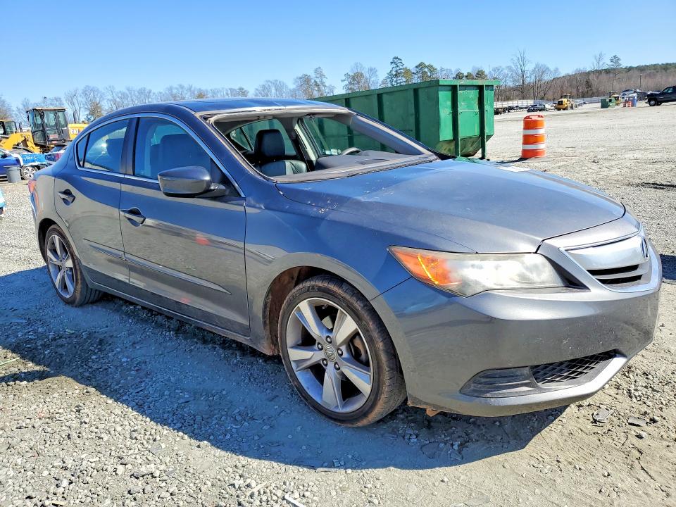 Photo 4 from auction – 2014 ACURA ILX with VIN 19VDE1F35EE000156